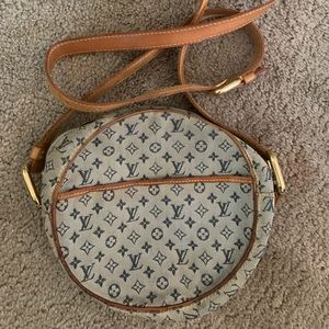 SOLD!!!!!!  Authentic vintage round Louis Vuitton